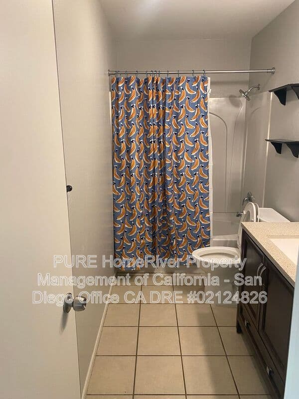 San Diego House: 6554 Pinecone Ln