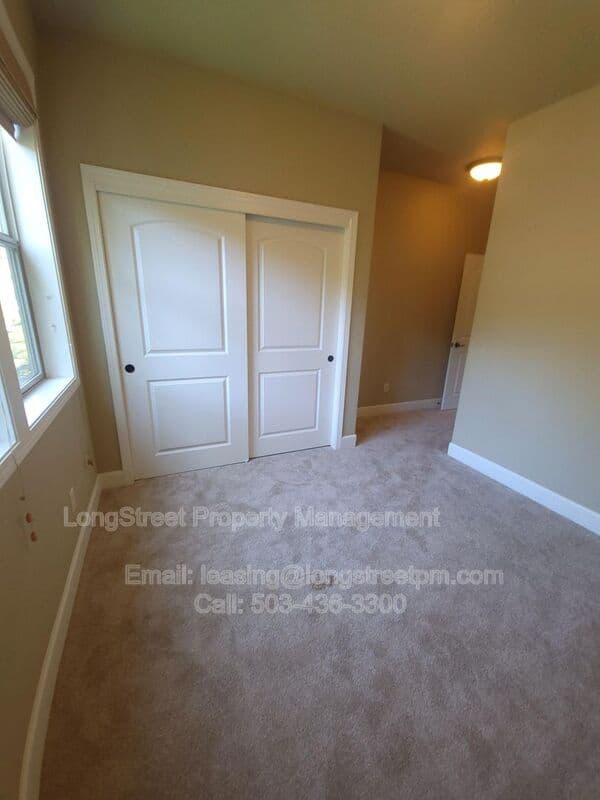 Portland House: 9739 NW Henry Ct