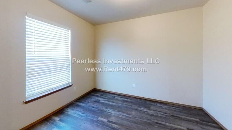 Springdale Condo: 1043-B Vale St