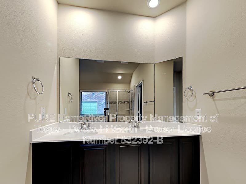 Forney House: 5121 Pleasant Springs Ct