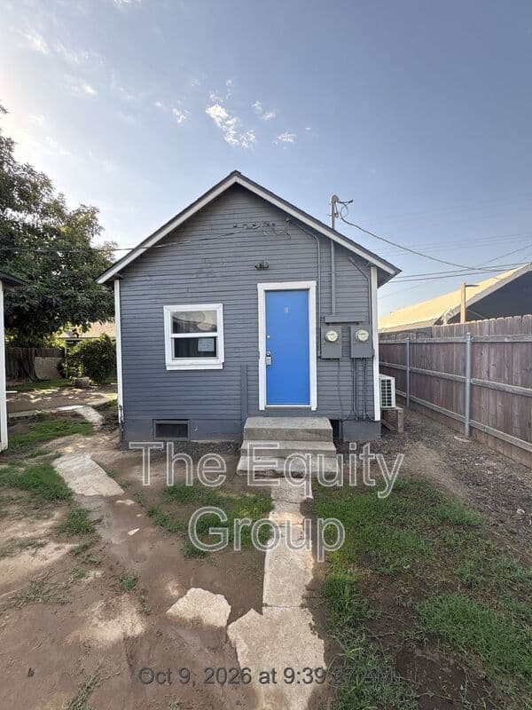 Reedley Condo: 837 Evening Glow Ave
