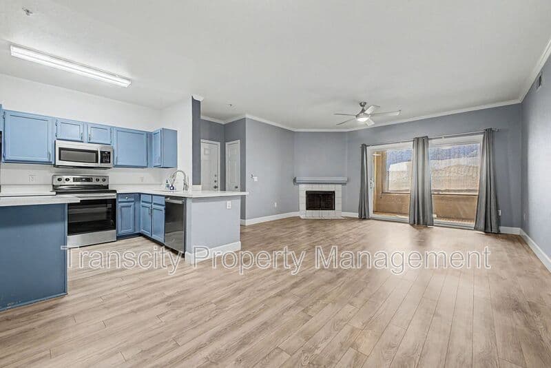 Phoenix House: 5401 E Van Buren St