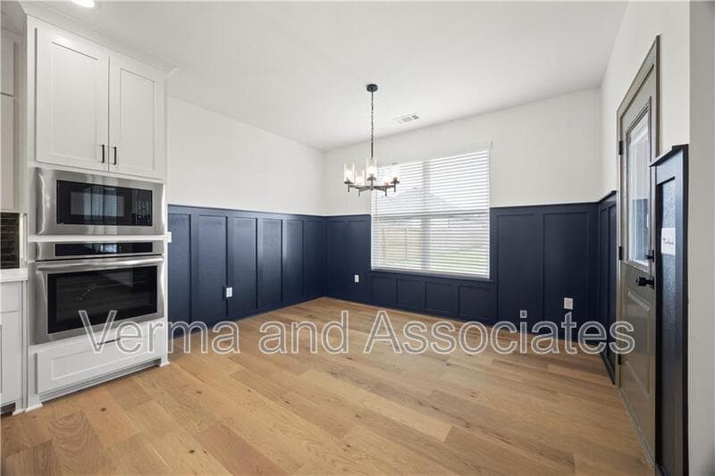 Centerton House: 1241 Mammoth St