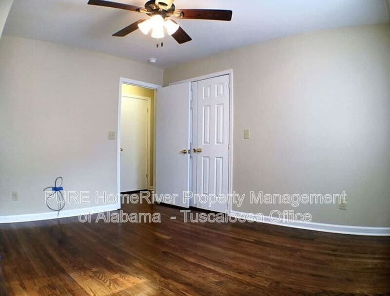 Tuscaloosa House: 151 Lenora Drive
