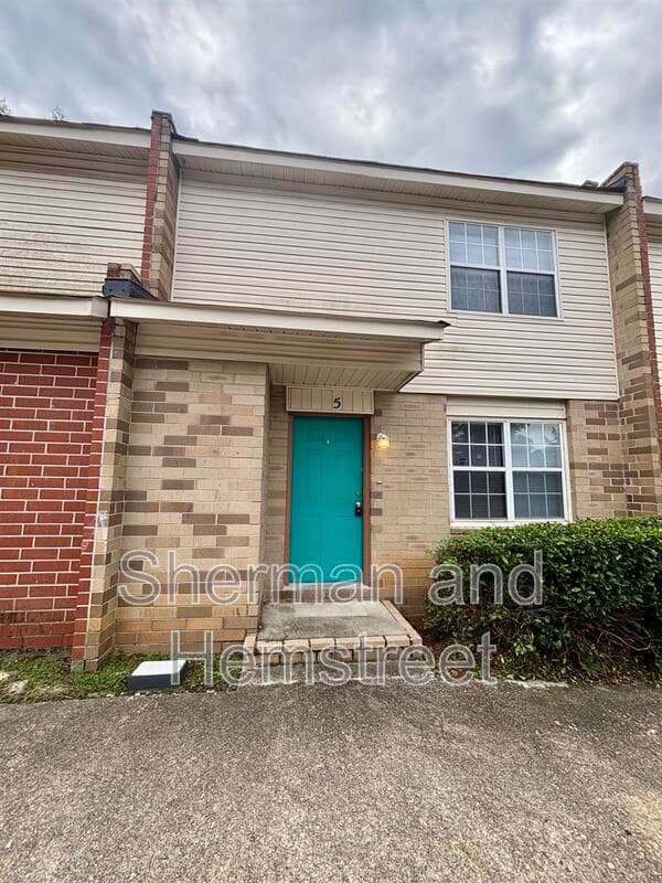 Augusta Condo: 2738 Blount Avenue, Unit #5