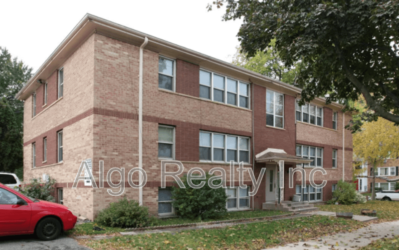 Minneapolis Condo: 2419 Plymouth Avenue North - 201