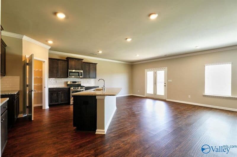 Harvest House: 128 Oak Fletcher Drive