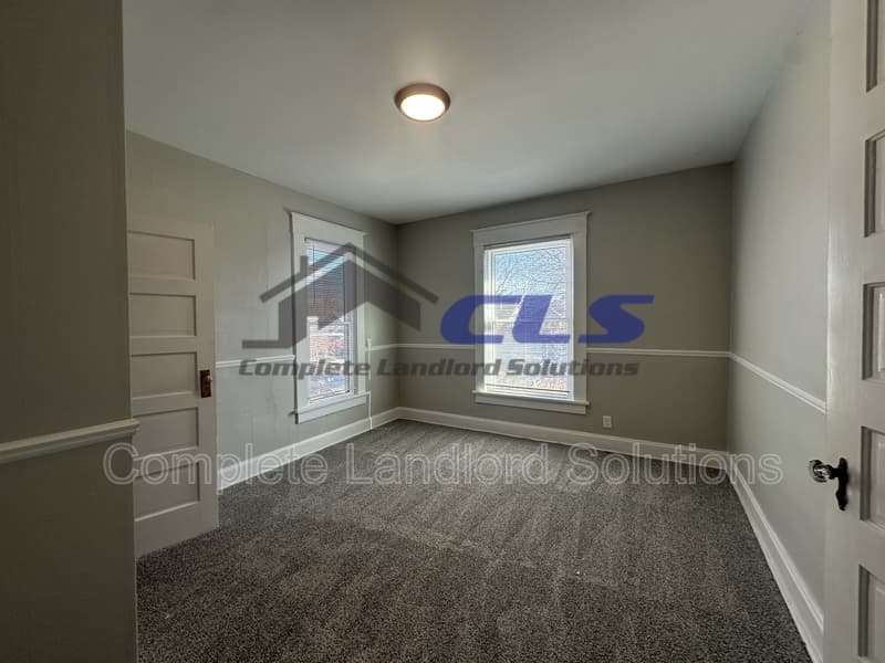 Terre Haute House: 2206 N 11th