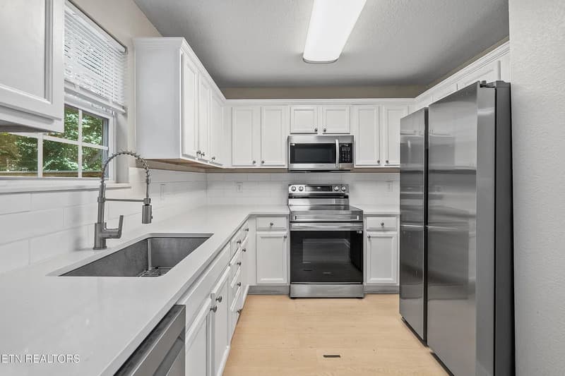 Knoxville Townhome: 8709 Mowbray Way