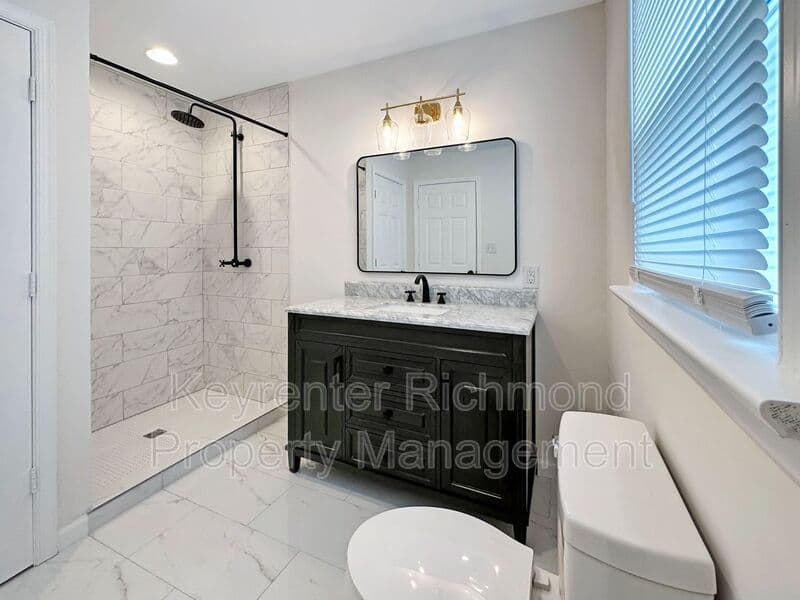 Henrico House: 7409 Landsworth Avenue