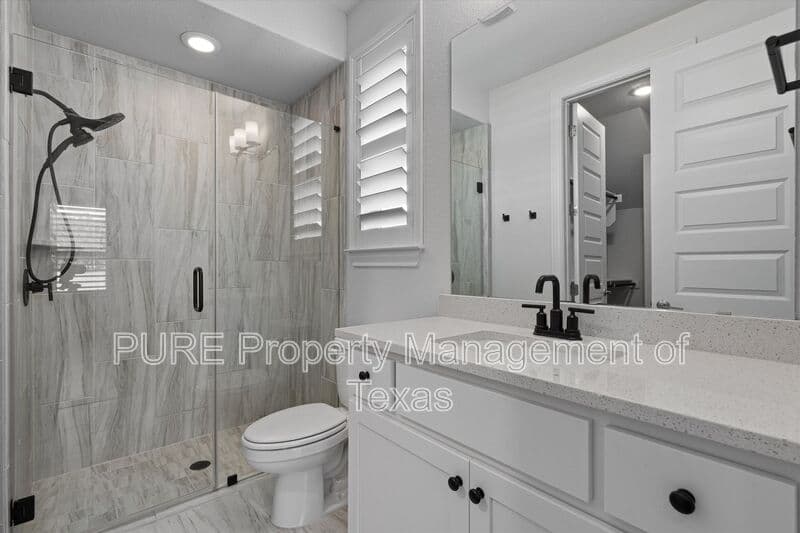 Georgetown House: 1138 Woodpark Lane