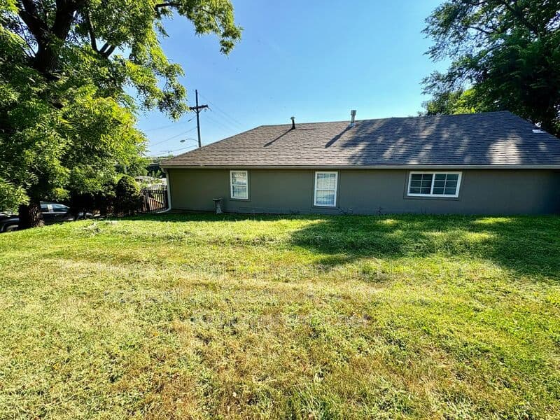 Kansas City House: 2817 West 41st Avenue