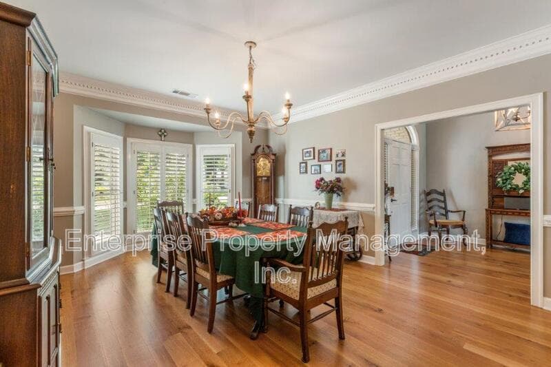 Collierville House: 10290 Shrewsbury Run Way
