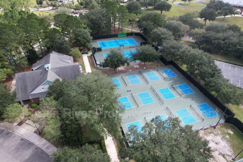 Orange Park House: 4220 Plantation Oaks Blvd