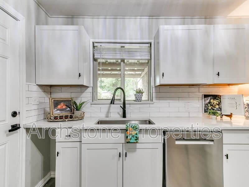 Oklahoma City House: 2617 Northwest 37th Street