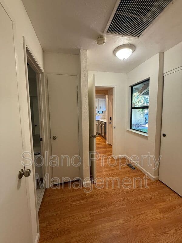 Vacaville Condo: 110 Bryce Way