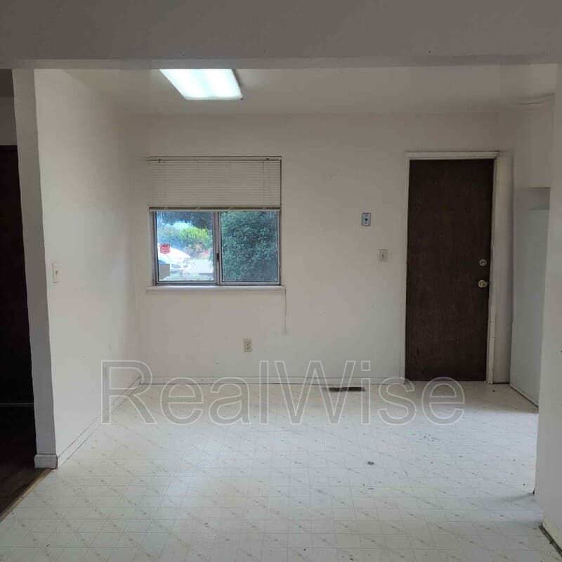 Sutherlin House: 231 Hawthorne St