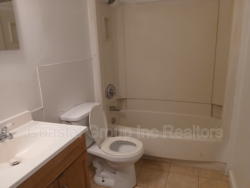 Norfolk Condo: 861 West 48th Street - A
