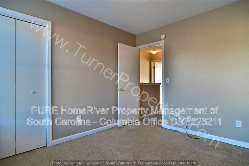 Columbia House: 3800 Plowden Rd