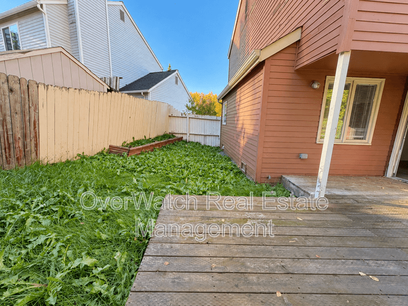 Anhcorage House: 10031 Nantucket Cir