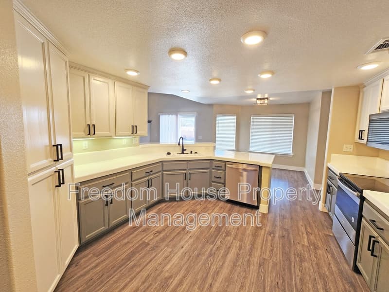 Pahrump House: 4591 Stoneham Street