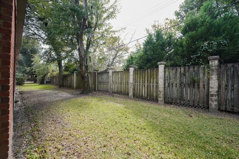 Savannah Condo: 211 Edgewater Rd