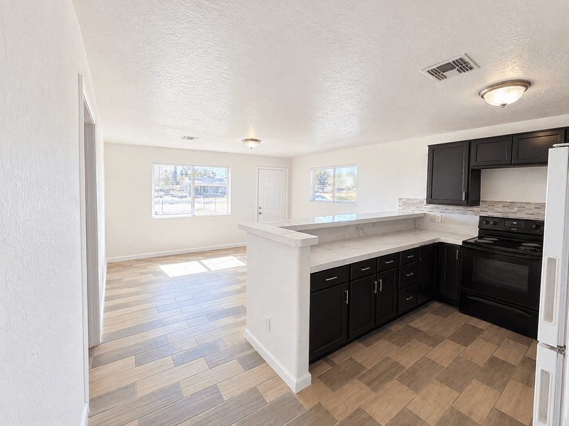 Coolidge Condo: 372 West Northern Avenue