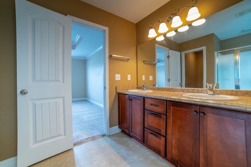 Hinesville House: 211 Augusta Way