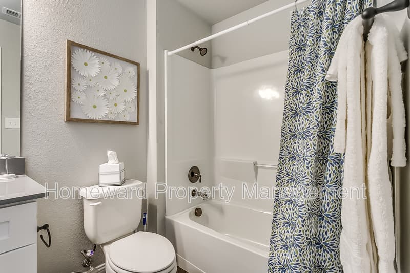 Denton Condo: 3813 Huntington Rd Denton, TX 76209
