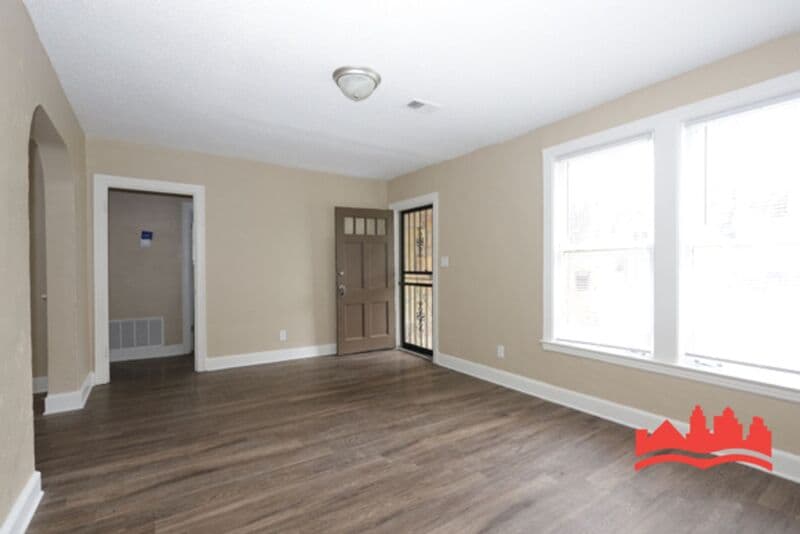 Memphis House: 1346 Mcmillan St