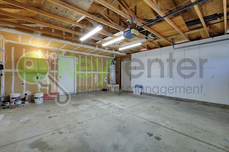 Antelope House: 8645 Meandering Way