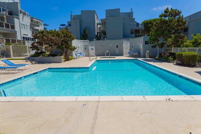 Redondo Beach Condo: 210 The Village