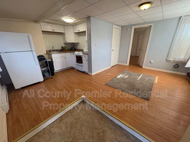Phillipsburg Condo: 4 Henshaw Court
