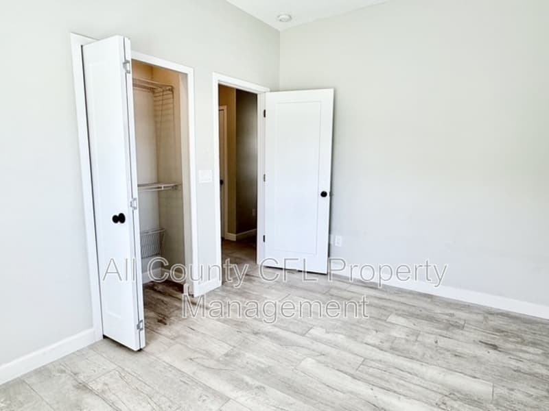 Orlando House: 2408 Corrine Drive