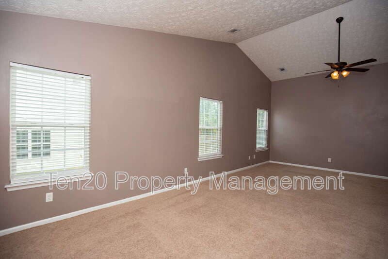 Phenix City House: 6 Woodmere Ct