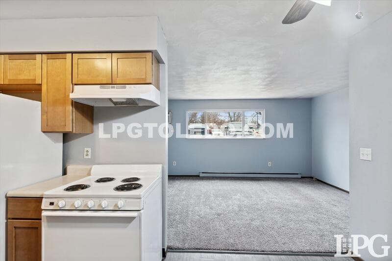 Toledo Apartment: 6016 Secor Rd