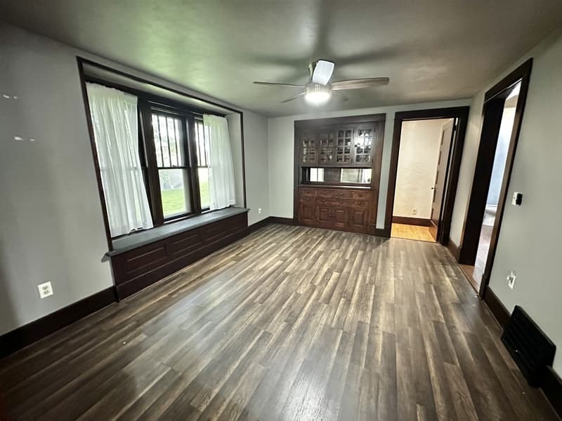 Seymour House: 216 Foote Street