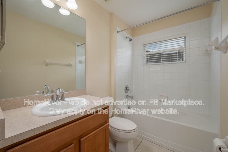 Mulberry House: 4409 Stoney River Dr