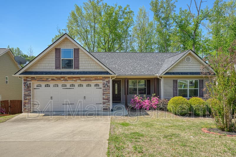 Inman House: 151 Harvest Ridge Drive