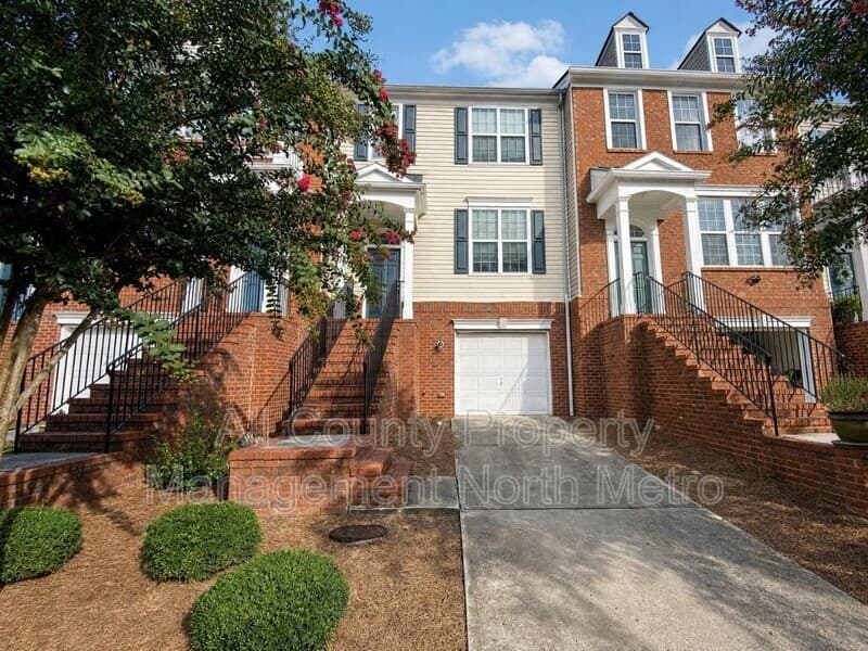 Alpharetta Townhome: 1006 Whittington Way