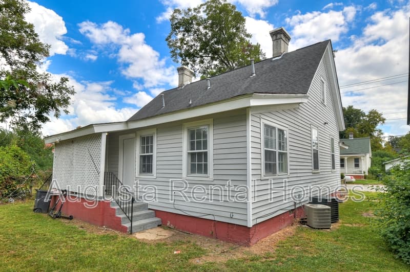 Augusta Condo: 515 3rd Street - B