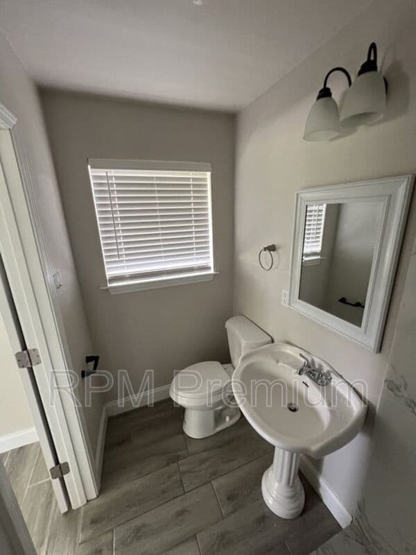 Baton Rouge House: 10444 Browning Dr.