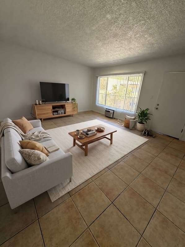 Anaheim Condo: 1818 West Sumac Lane