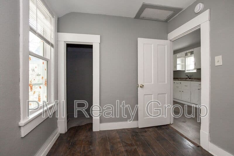 Lorain House: 1222 W 14 St.