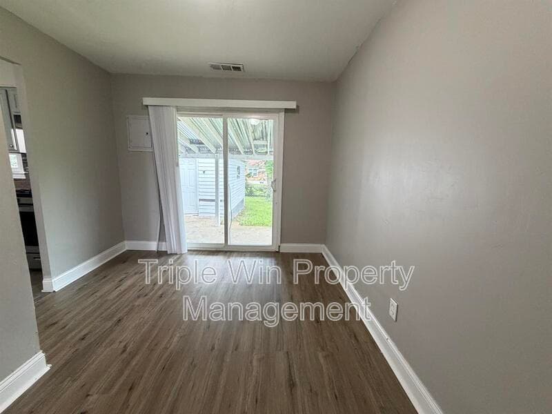 St. Louis House: 3133 Rex Ave
