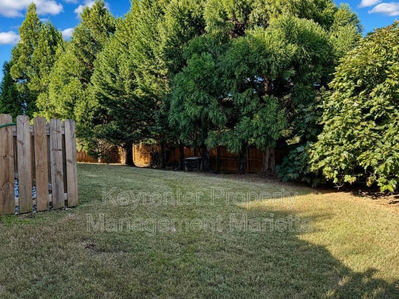 Marietta House: 302 Rosemont Park Ln