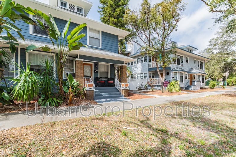 St. Petersburg Condo: 610 5th Ave N