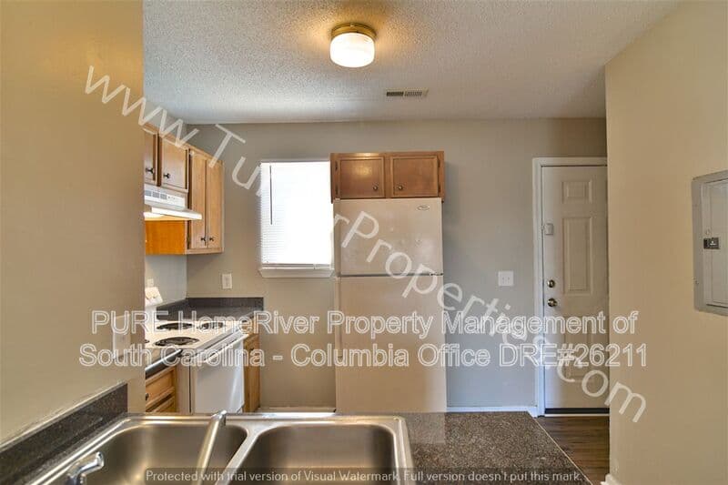 Columbia House: 3800 Plowden Rd