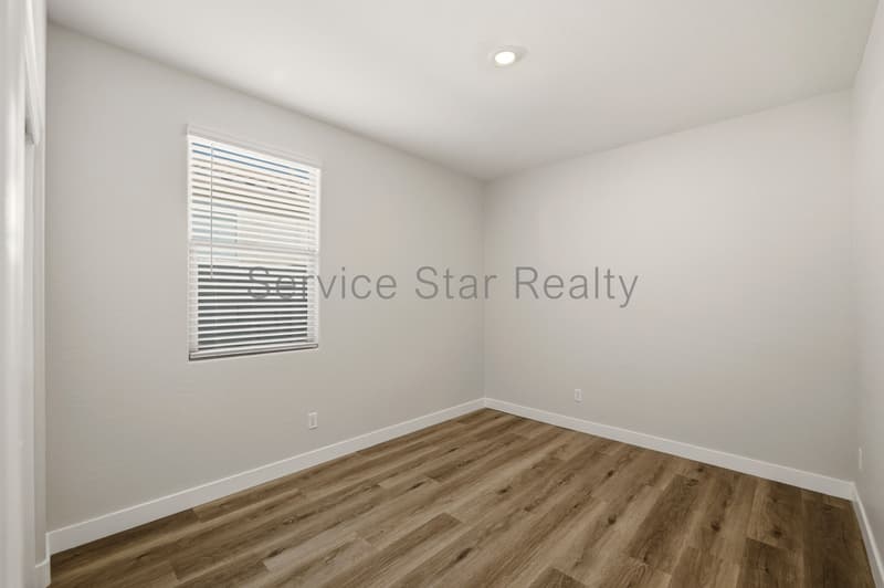 Litchfield Park House: 19692 W Roma Ave