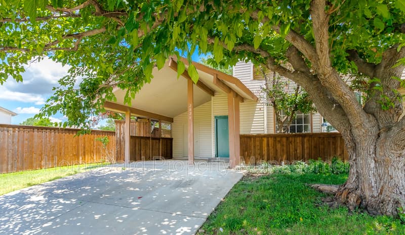 Carrollton Condo: 2026 Via Ballena - 1